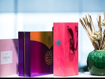 河南包裝盒設(shè)計哪里好？-點創(chuàng)包裝