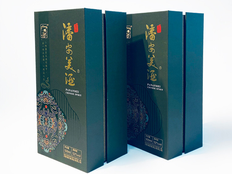 酒盒包裝生產(chǎn)廠家-點創(chuàng)包裝