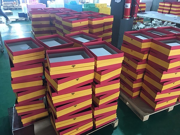 為什么化妝品需要謹慎選擇包裝