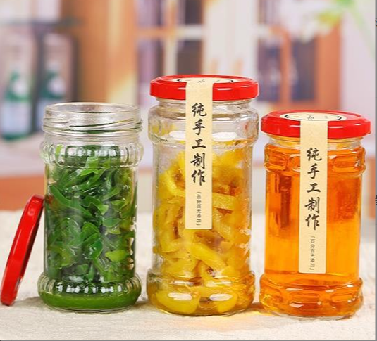 国内哪家玻璃瓶生产厂家质量好？徐州稳健玻璃制品有限公司，品质标杆值得信赖